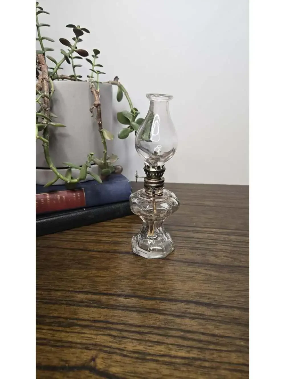 Vintage 6inch Miniature Clear Glass Oil Lamp, GLOWER